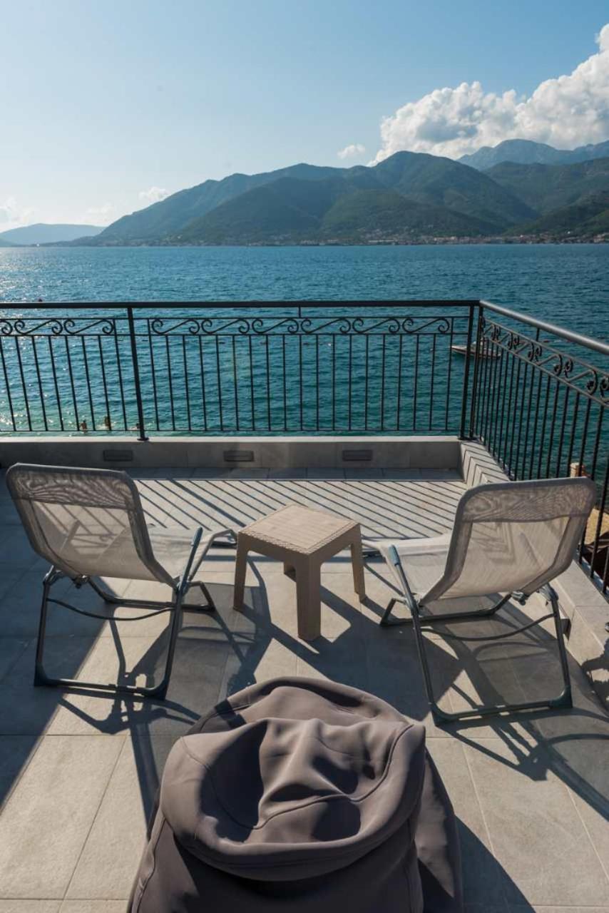 " Tiamat " Apartmani Tivat Exterior photo
