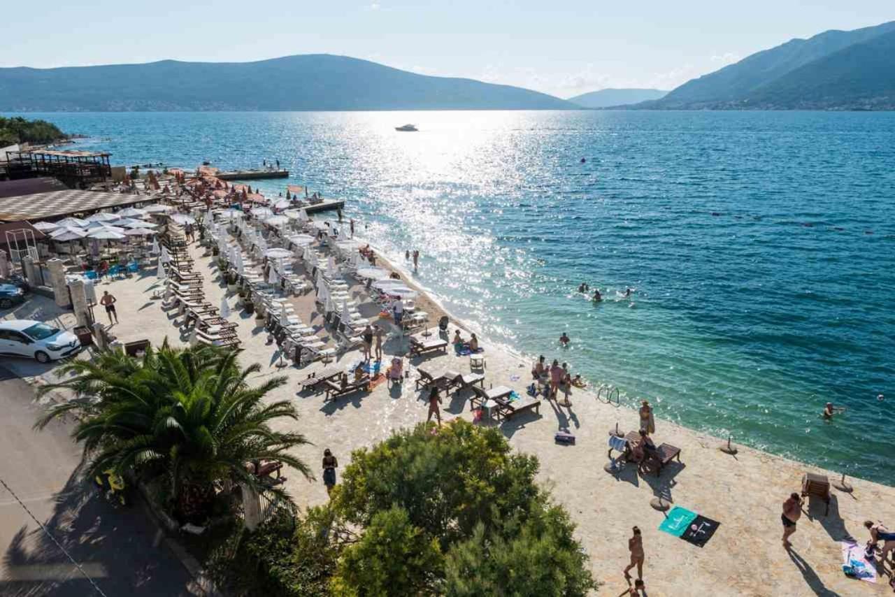 " Tiamat " Apartmani Tivat Exterior photo